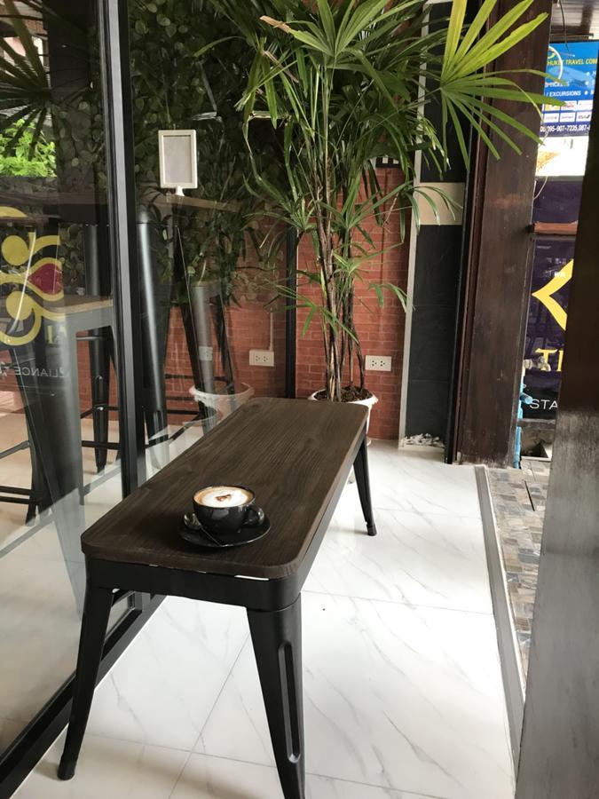 Ferb Guest House Patong Екстериор снимка