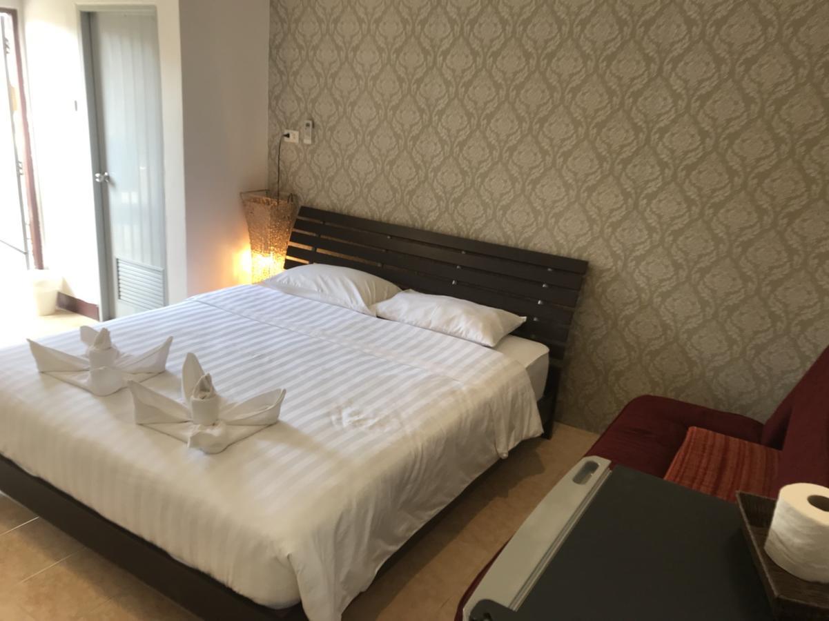 Ferb Guest House Patong Екстериор снимка