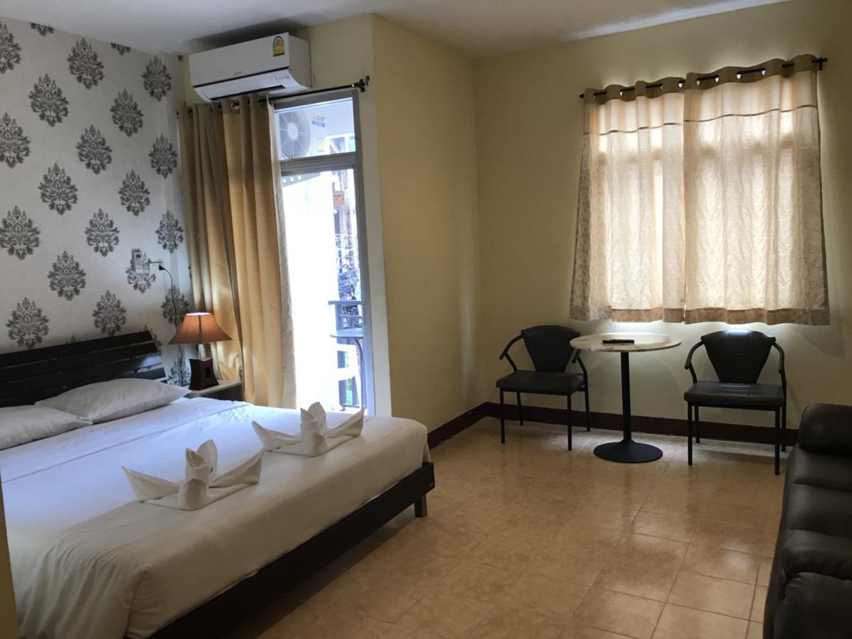 Ferb Guest House Patong Екстериор снимка